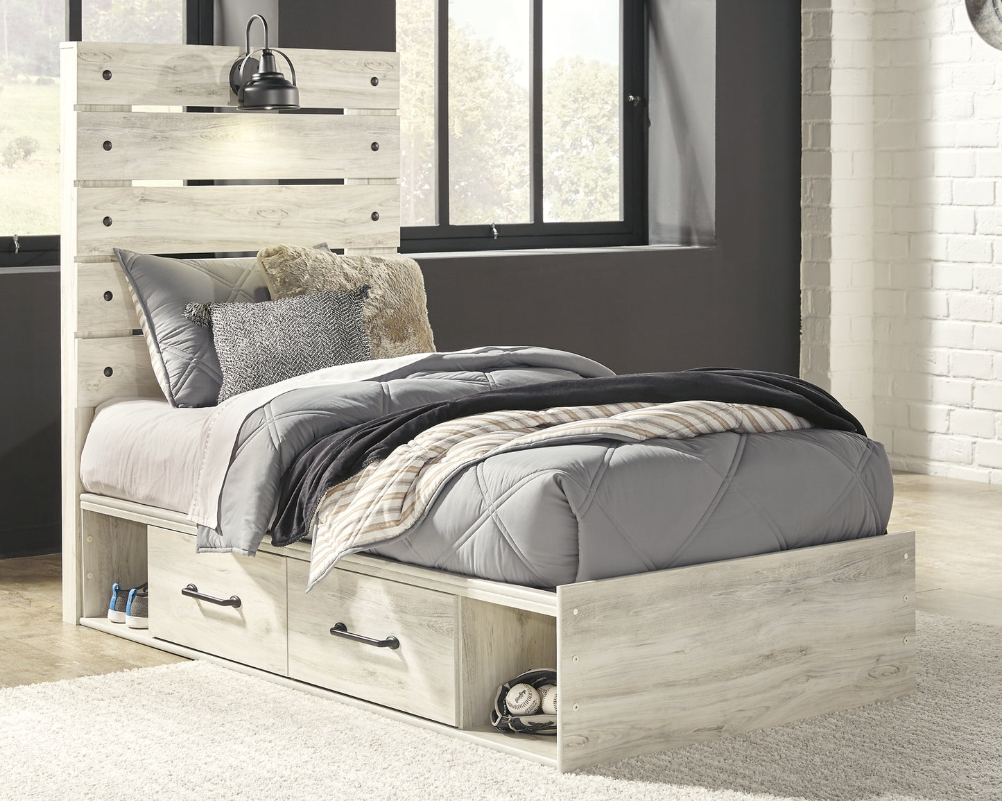 Cambeck  Panel Bed With 4 Storage Drawers